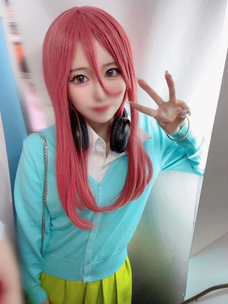 月雫（ねおん）